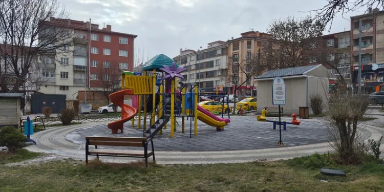Elazığ’a bilek güreşinde 3 madalya