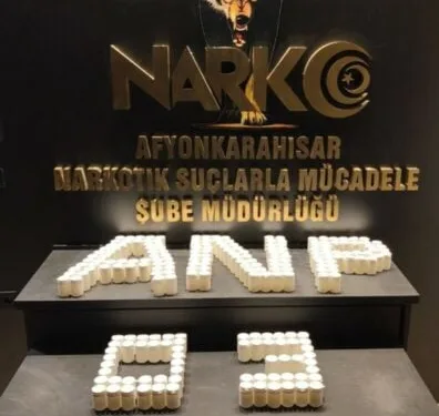 Oktay Kaynarca ve Emel Müftüoğlu’nun da aralarında bulunduğu şüpheliler sağlık kontrolüne getirildi