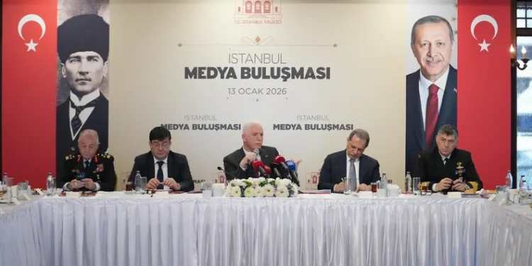 Oktay Kaynarca ve Emel Müftüoğlu’nun da aralarında bulunduğu şüpheliler sağlık kontrolüne getirildi