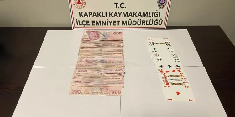 Tartıştığı dayısını sokak ortasında vurdu