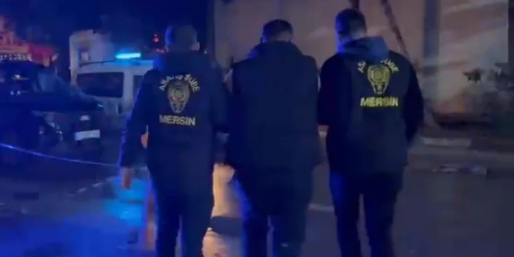 Antalya’da jandarmadan kaçak parfüm operasyonu