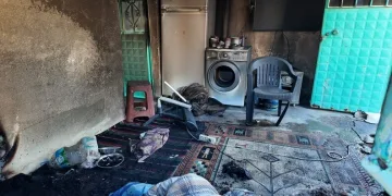 Serik’te devrilen kamyonetin sürücüsü ağır yaralandı