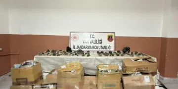 Şanlıurfa’da uyuşturucu operasyonu: 9 gözaltı