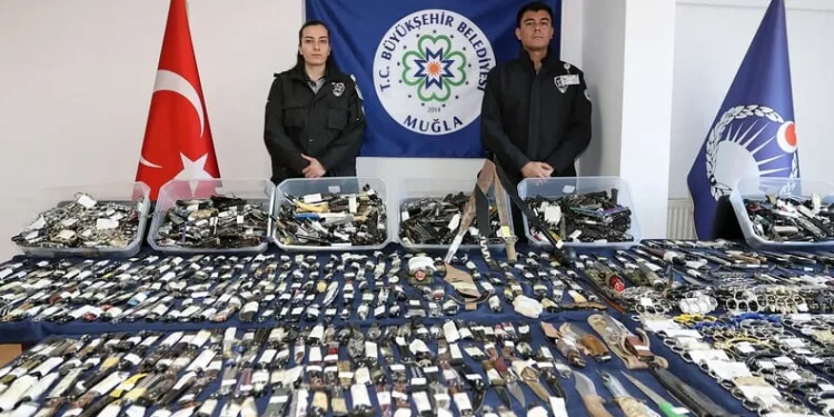 Şanlıurfa’da uyuşturucu operasyonu: 9 gözaltı