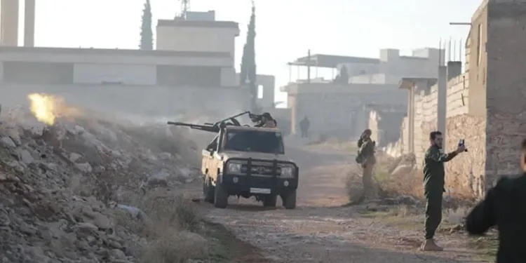 Suriye ordusu YPG ile çatışıyor