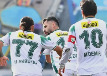 ÇALDIRAN’DA 1 KİLO 978 GRAM KUBAR ESRAR ELE GEÇİRİLDİ