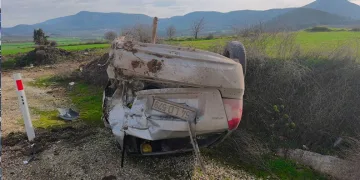 Bilecik’te kontrolden çıkan araç takla attı; sürücüsü yaralandı