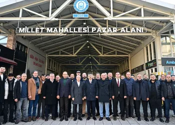 Başkan Yılmaz, pazar esnafıyla buluştu