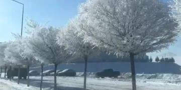 Tufanbeyli’de eksi 20 derecede kartpostallık manzara