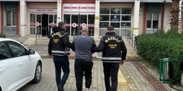 Nazilli’de 2 aranan şahıs yakalandı