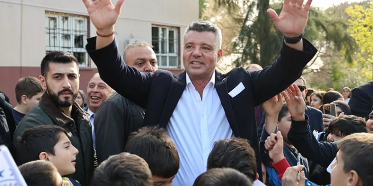 “Fenerbahçe’yi bu sene şampiyon yaparak birçok çocuğumuzu Fenerbahçeli yapacağız”