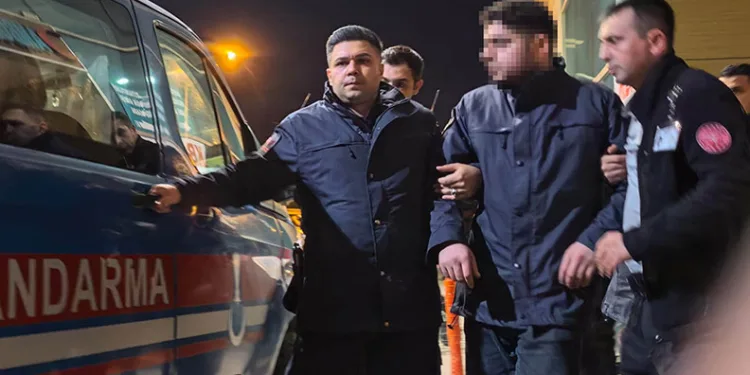 Bursa’da kayınbirader ile enişte kavgası: 1 ağır yaralı