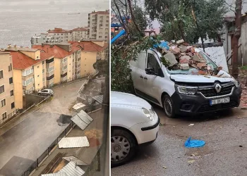 Gemlik’te şiddetli lodos sebebiyle çatılar bir bir uçtu