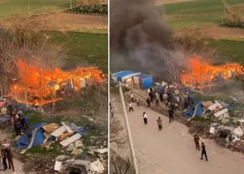 Karacabey’de ağıl alev alev yandı