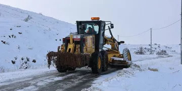 Sivas’ta 145 yerleşim yerinin yolu araç ulaşımına kapalı