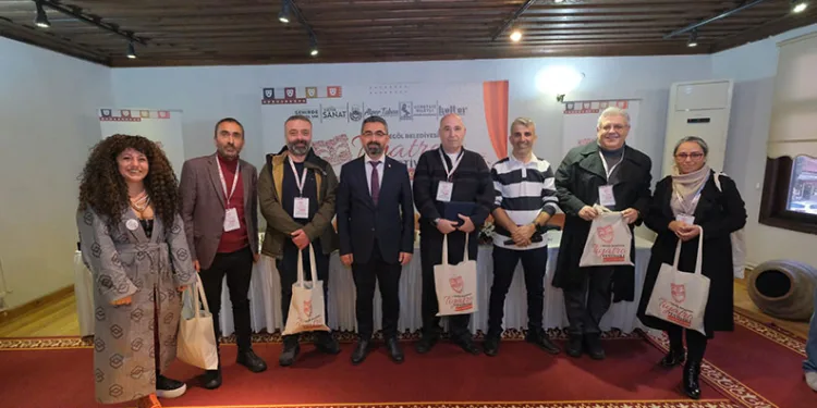 İnegöl’den tiyatroya düşünsel bakış