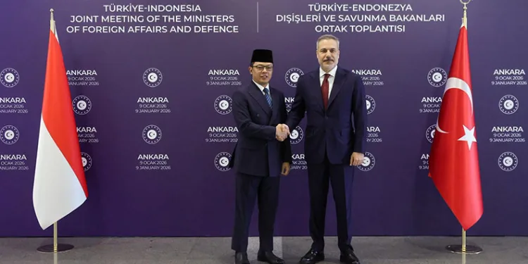 Bakan Fidan, Endonezyalı mevkidaşı Sugiono ile görüştü