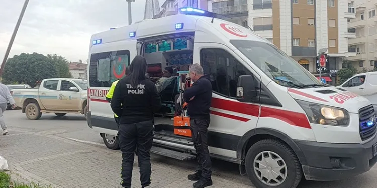 Manavgat’ta motosiklet devrildi: 1 yaralı