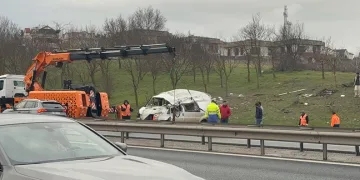 TEM Otoyolu’nda kaza: 5 yaralı
