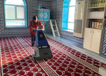 Orhangazi Belediyesi Ramazan Öncesi Camileri Baştan Aşağı Temizliyor