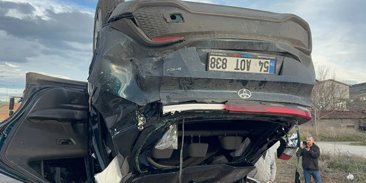 Cenaze dönüşü feci kaza: 4 yaralı
