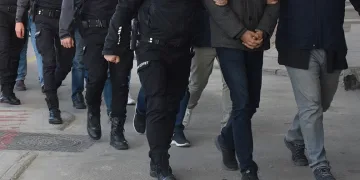 FETÖ/PDY soruşturmasında 12 şüpheli gözaltına alındı