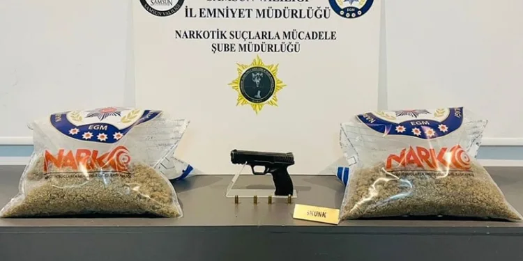 Samsun’da uyuşturucu ve ruhsatsız silah ele geçirildi