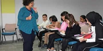 Küçük yazarlar kalemlerini ustalığa taşıyor