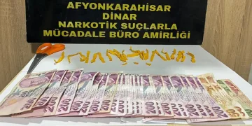 Polis 25 adet peçeteye emdirilmiş uyuşturucu madde ele geçirdi