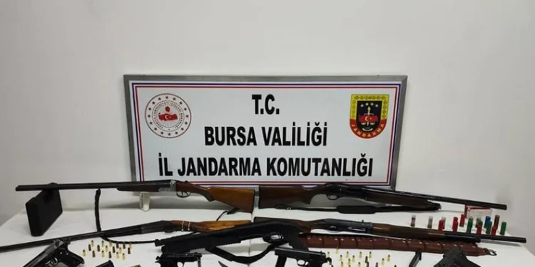 Bursa’da ruhsatsız silah operasyonu