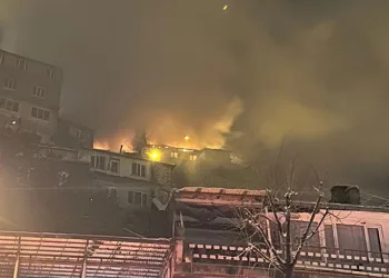 Uludağ eteklerindeki ev küle döndü