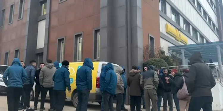 PTT’de iş bırakma eylemi