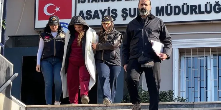 42 yıl hapis cezasıyla aranan firari Esenler’de yakalandı