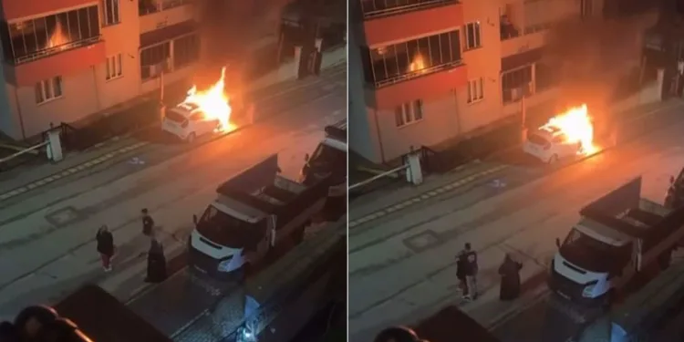 Bursa’da otomobiller alev topuna döndü