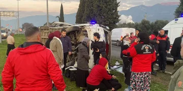 Buzlanan yolda can pazarı