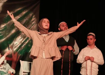 Engelli Bireyler Usta Sanatçılara Taş Çıkarttı