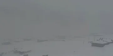 Hakkari’de  43 yerleşim yerinin yolu kapandı
