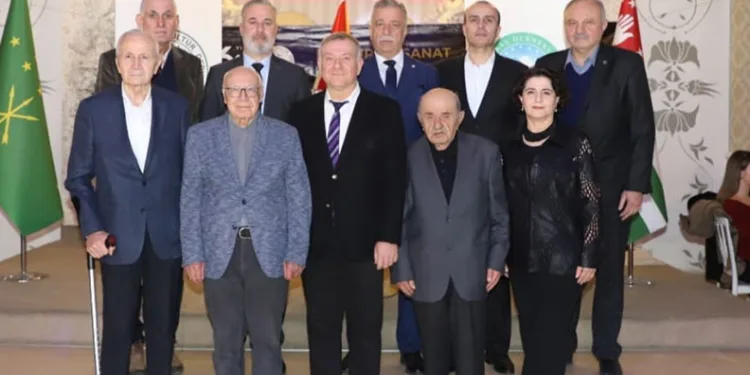 Bursa Çerkes Kültür Derneği Haluj Gecesi düzenledi