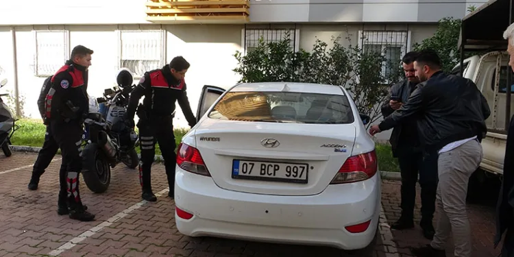 Antalya’da ağabey cinayetine 2 tutuklama