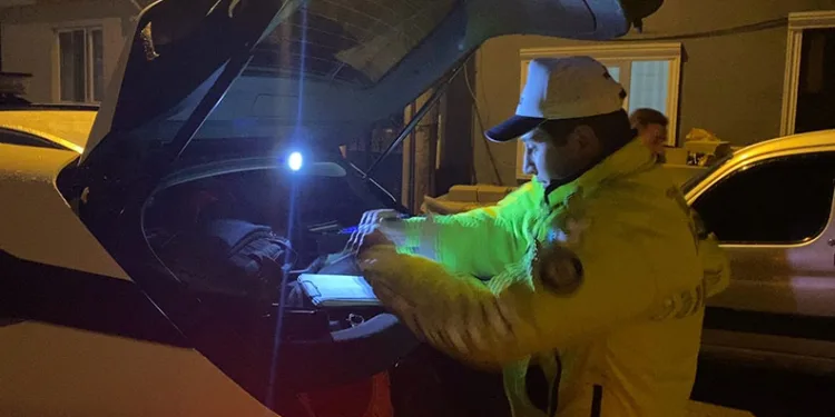 Bursa’da dur ikazına uymayan alkollü sürücü yakalandı