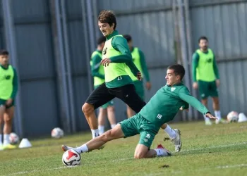 Bursaspor Antalya kampına çıkıyor