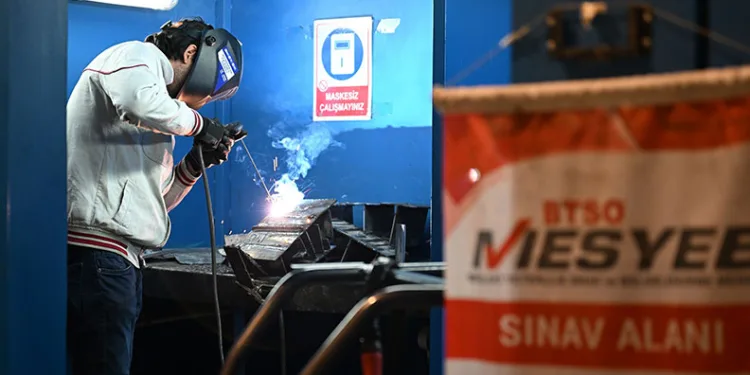 BTSO MESYEB nitelikli ve belgeli iş gücünün adresi oldu