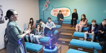 SÜRÜCÜ ‘DUR’ İHTARINA UYMAYIP KAÇTI, ARA SOKAKTA TERK ETTİĞİ ARACA 27 BİN TL PARA CEZASI KESİLDİ