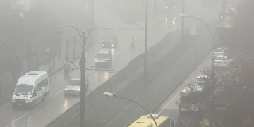 Gaziantep’te etkili olan sis görüş mesafesini düşürdü