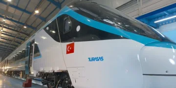 “Milli Elektrikli Hızlı Trenimizi 2026 yılı içerisinde raylara indirerek test sürecini başlatacağız”