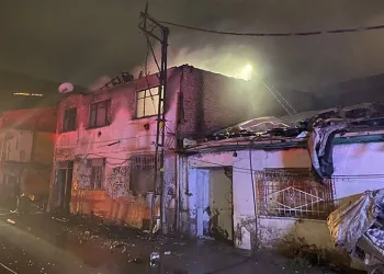 Bursa’da sobadan çıkan yangın evi küle çevirdi