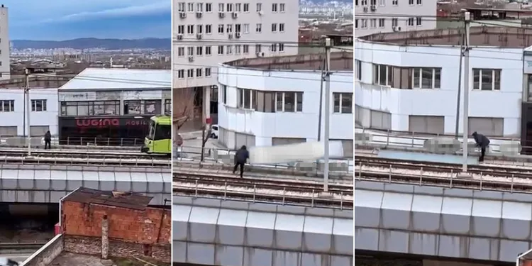 Bursa’da rüzgarın kopardığı tabela metro hattına düştü