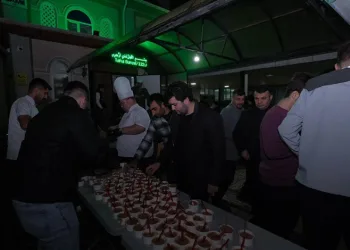 İnegöl’de Helva Kazanları Miraç Kandili İçin Kaynadı