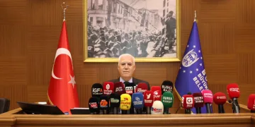 “Tüm Bursalılara hayırlı Ramazanlar diliyorum”