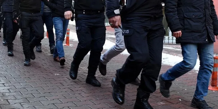 Casperlar’ın köstebekleri yakalandı